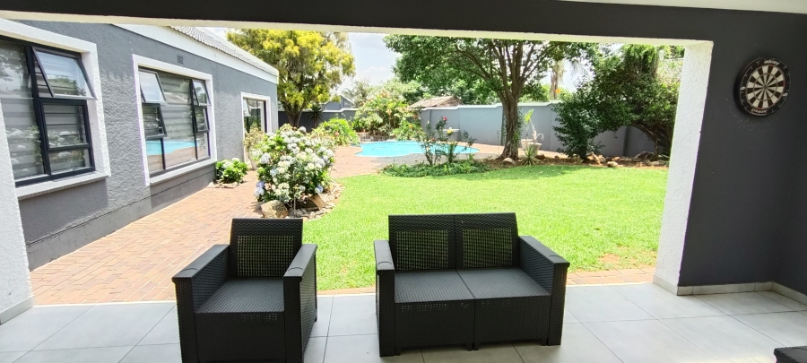 4 Bedroom Property for Sale in Verwoerdpark Gauteng