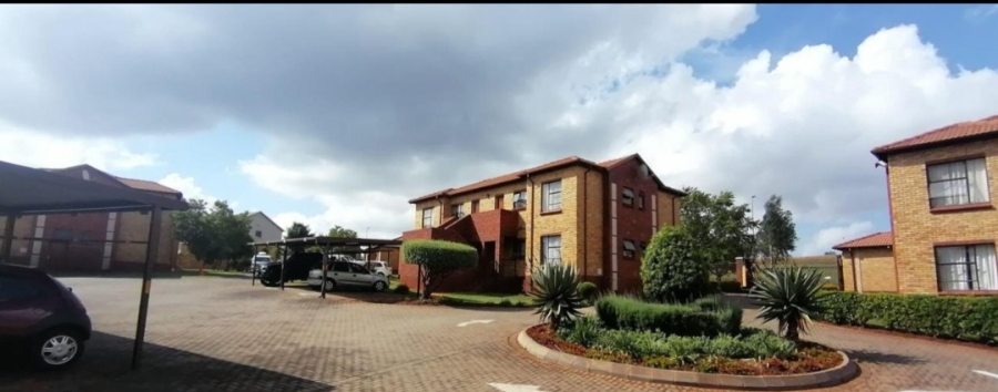 To Let 2 Bedroom Property for Rent in Sugar Bush Estate Gauteng