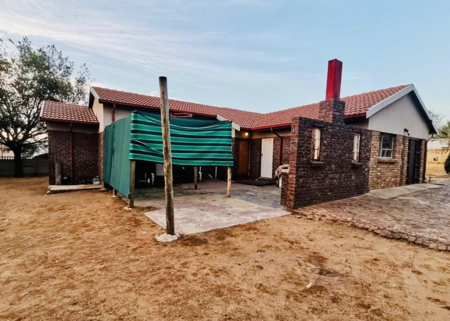 3 Bedroom Property for Sale in Rensburg Gauteng