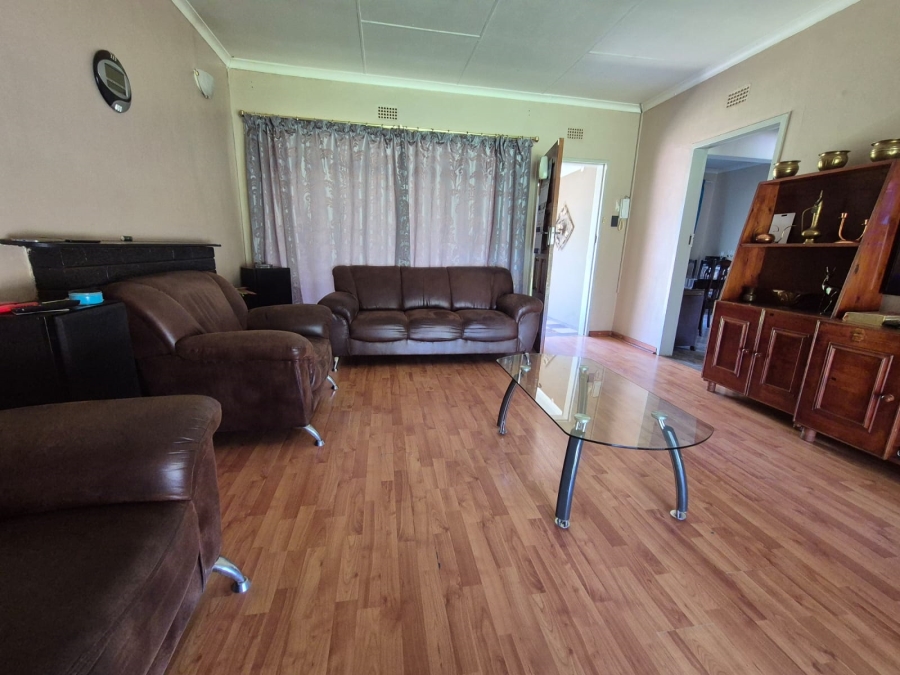 3 Bedroom Property for Sale in Sonland Park Gauteng