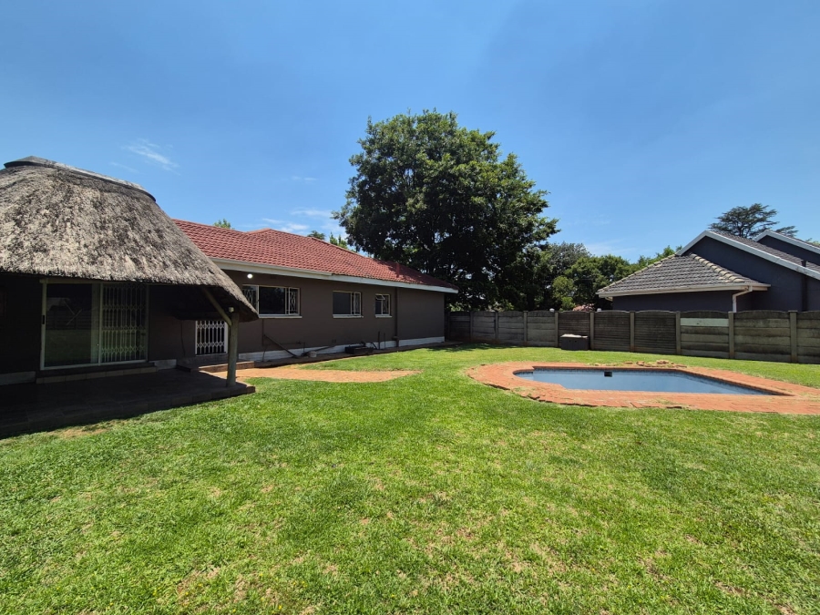 3 Bedroom Property for Sale in Sonland Park Gauteng