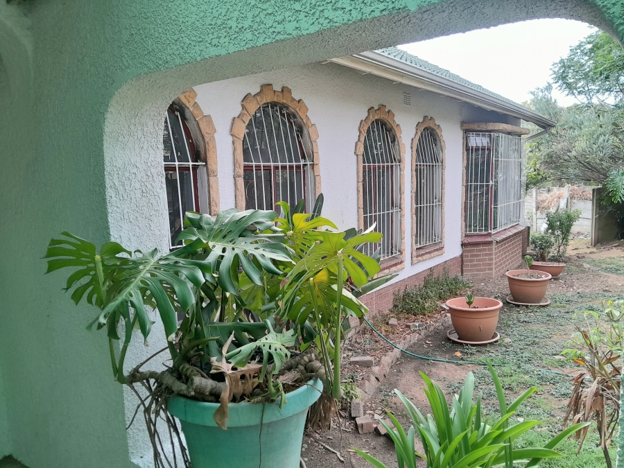 To Let 5 Bedroom Property for Rent in Buccleuch Gauteng