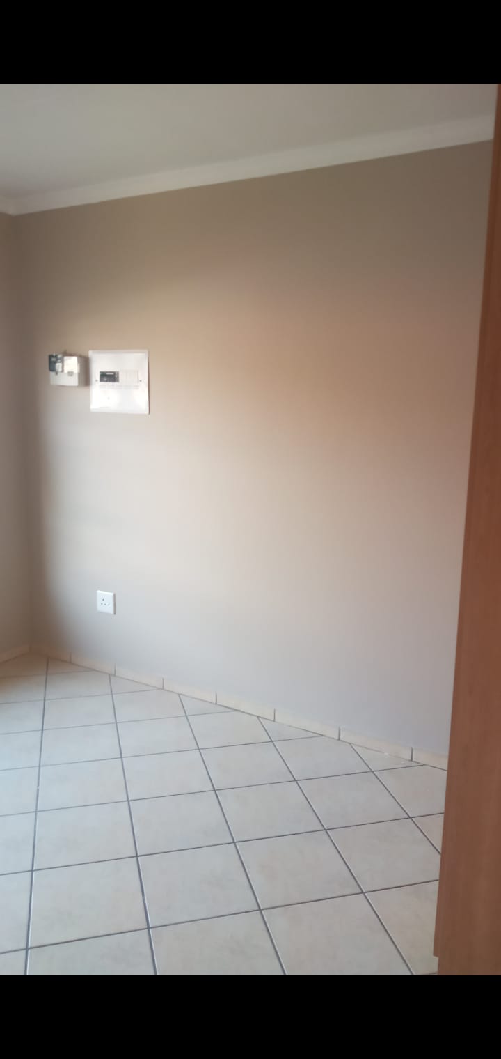 2 Bedroom Property for Sale in Riversdale Gauteng