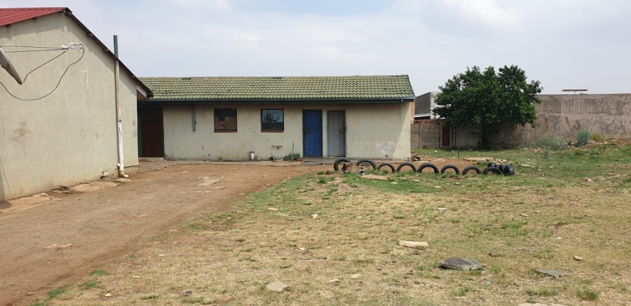 1 Bedroom Property for Sale in Mapleton Gauteng