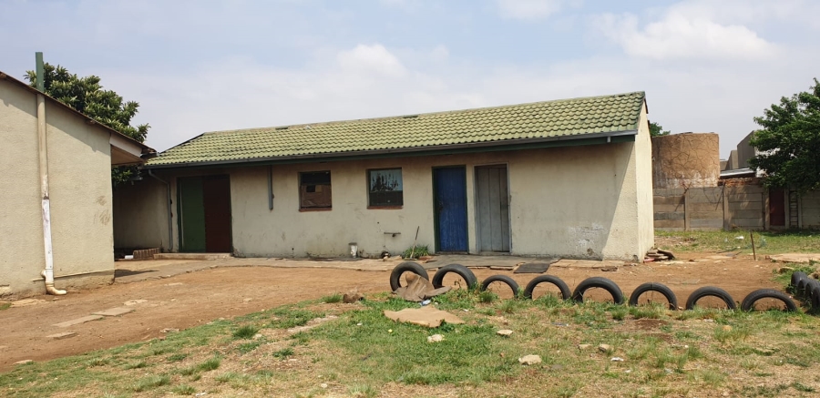 1 Bedroom Property for Sale in Mapleton Gauteng