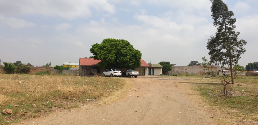 1 Bedroom Property for Sale in Mapleton Gauteng