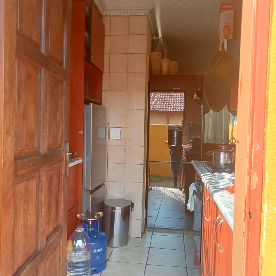 2 Bedroom Property for Sale in Kwa Thema Gauteng