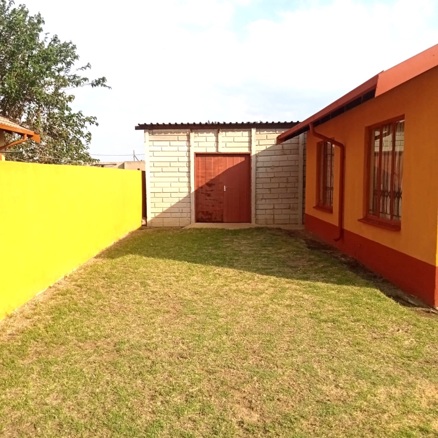 2 Bedroom Property for Sale in Kwa Thema Gauteng