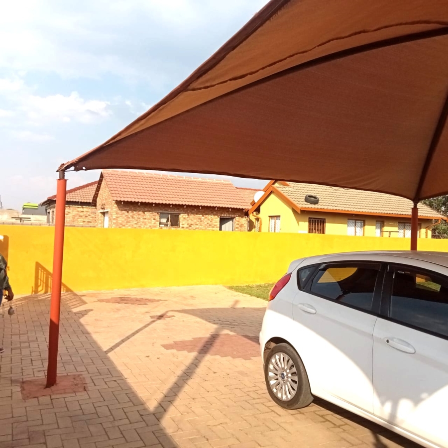 2 Bedroom Property for Sale in Kwa Thema Gauteng