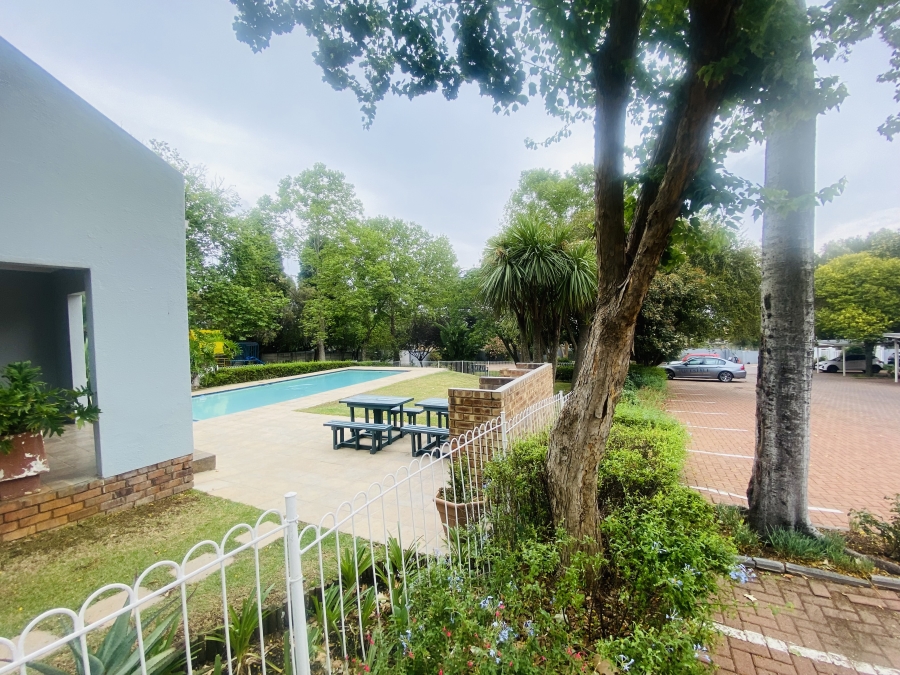 2 Bedroom Property for Sale in Morningside Gauteng