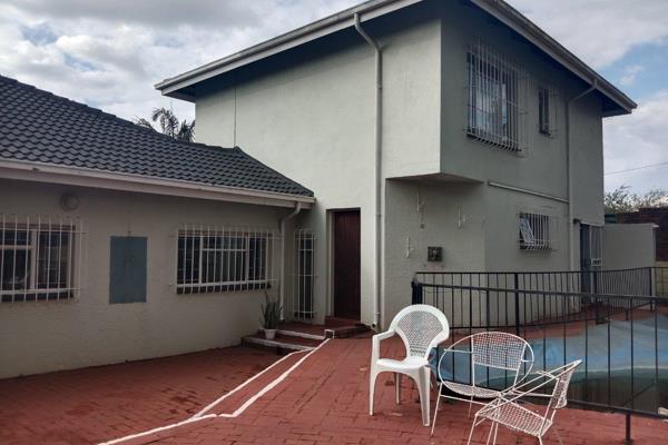 5 Bedroom Property for Sale in Dorandia Gauteng