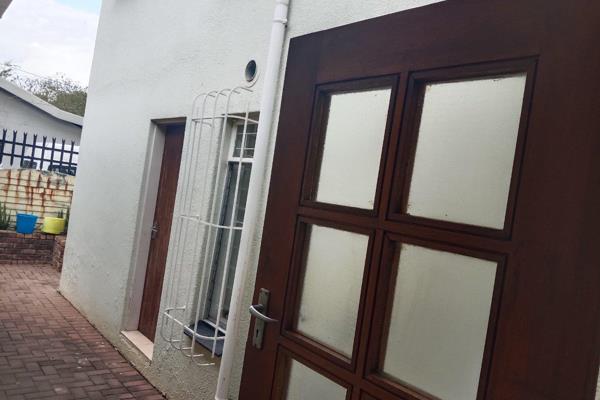 5 Bedroom Property for Sale in Dorandia Gauteng