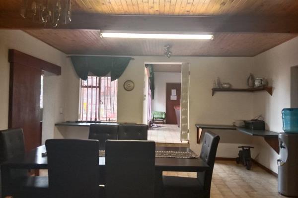 5 Bedroom Property for Sale in Dorandia Gauteng