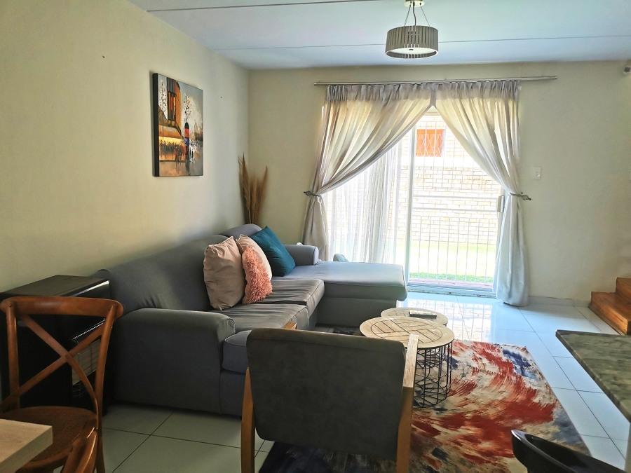 To Let 2 Bedroom Property for Rent in Strubensvallei Gauteng