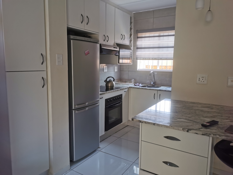 To Let 2 Bedroom Property for Rent in Strubensvallei Gauteng