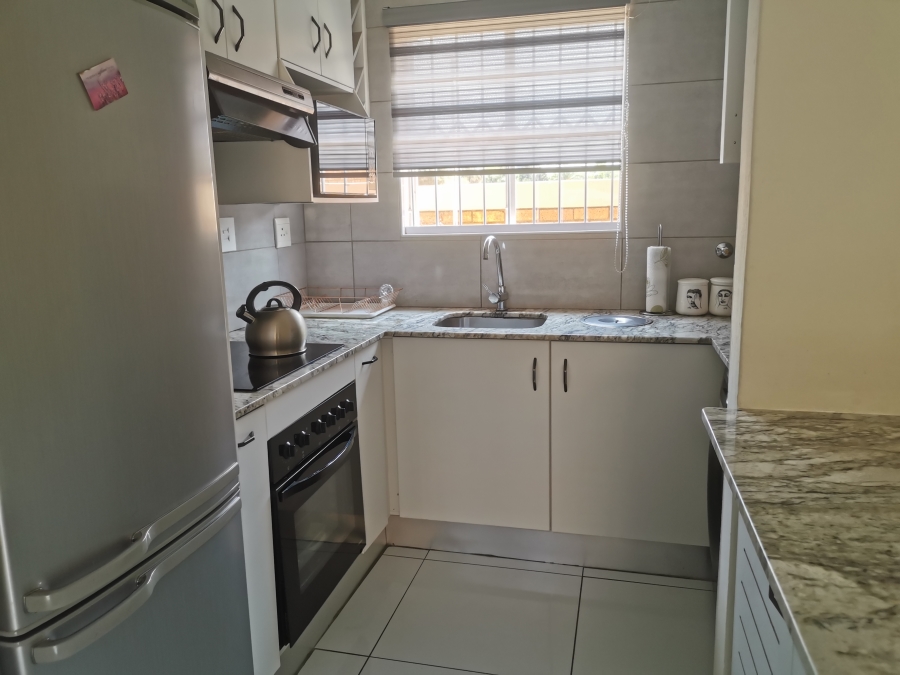 To Let 2 Bedroom Property for Rent in Strubensvallei Gauteng