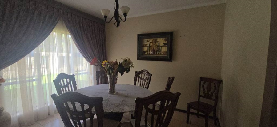 3 Bedroom Property for Sale in Dorandia Gauteng