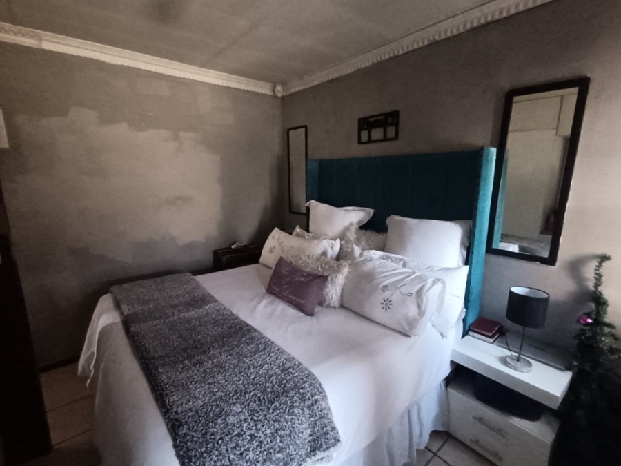 2 Bedroom Property for Sale in Karenpark Gauteng