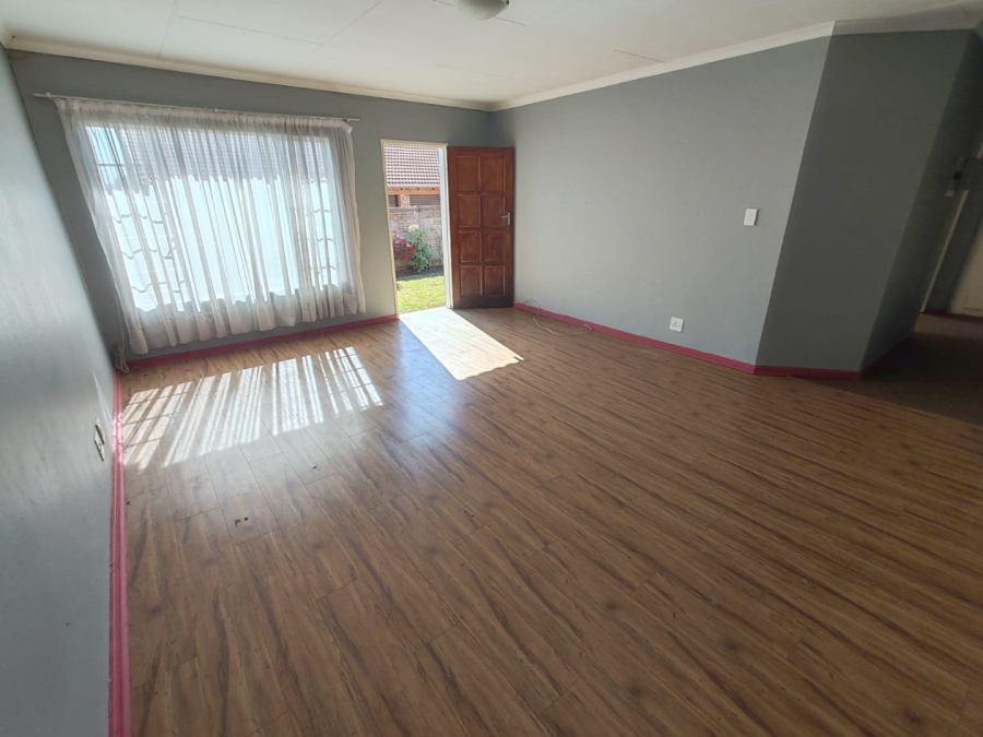 3 Bedroom Property for Sale in Annlin Gauteng