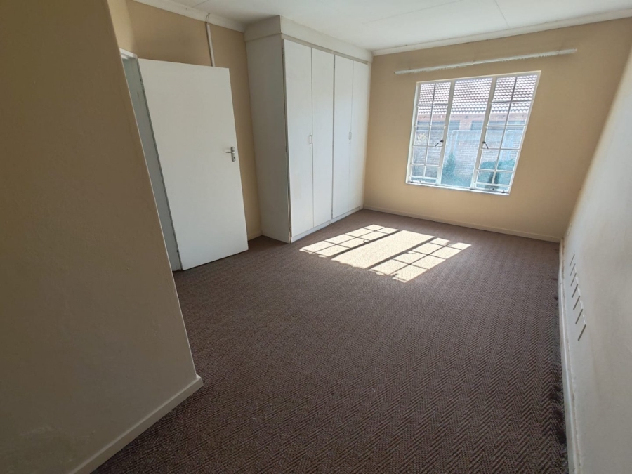 3 Bedroom Property for Sale in Annlin Gauteng