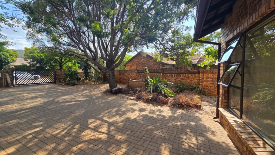 3 Bedroom Property for Sale in Wonderboom Gauteng