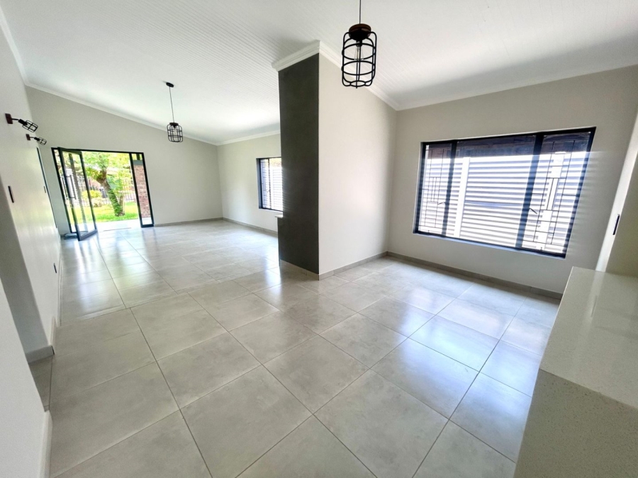 4 Bedroom Property for Sale in Sinoville Gauteng