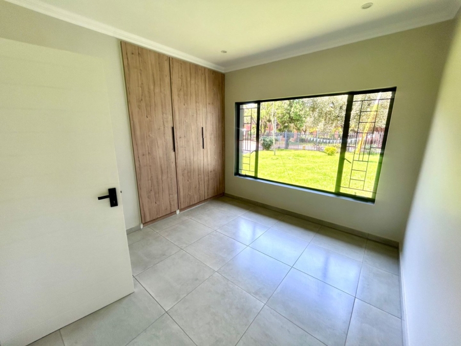 4 Bedroom Property for Sale in Sinoville Gauteng