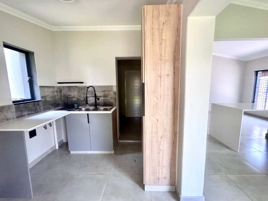 4 Bedroom Property for Sale in Sinoville Gauteng