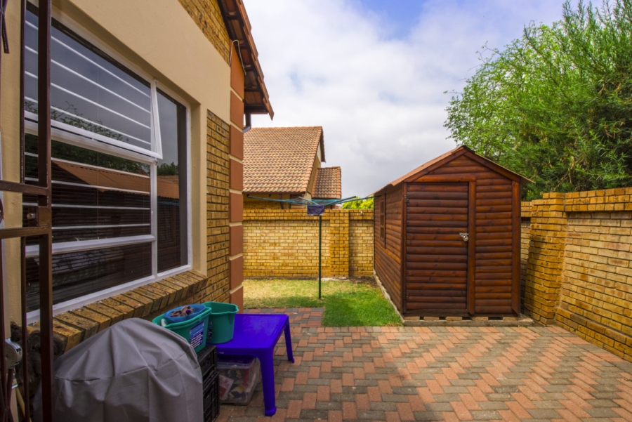 4 Bedroom Property for Sale in Eden Glen Gauteng