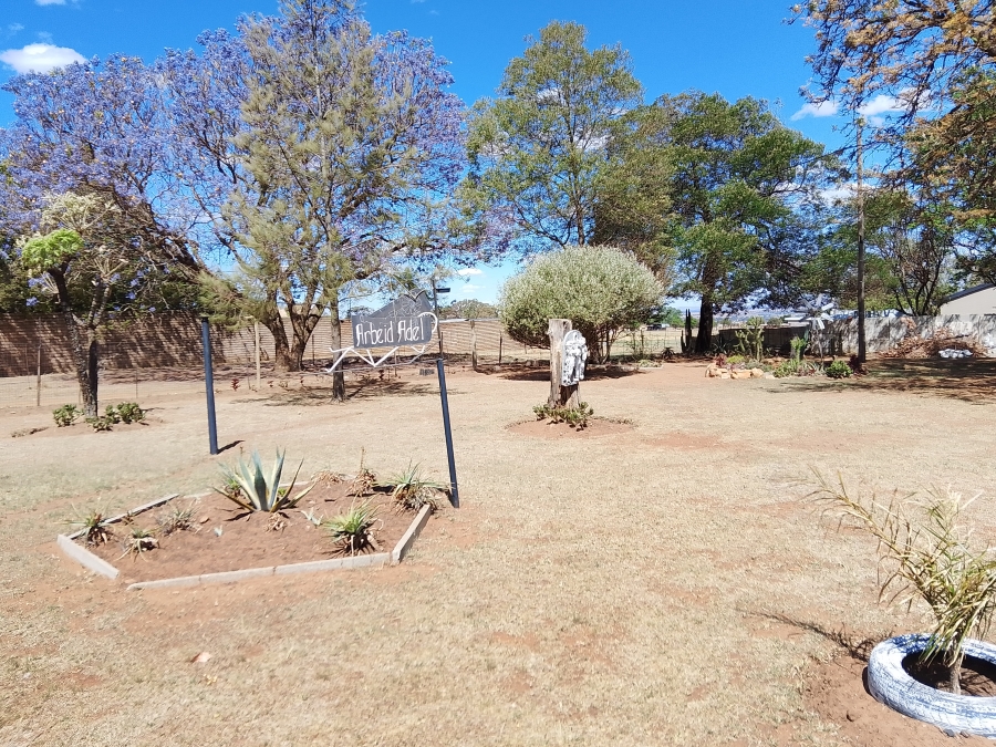 10 Bedroom Property for Sale in Tenacre A H Gauteng