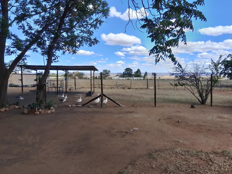 10 Bedroom Property for Sale in Tenacre A H Gauteng