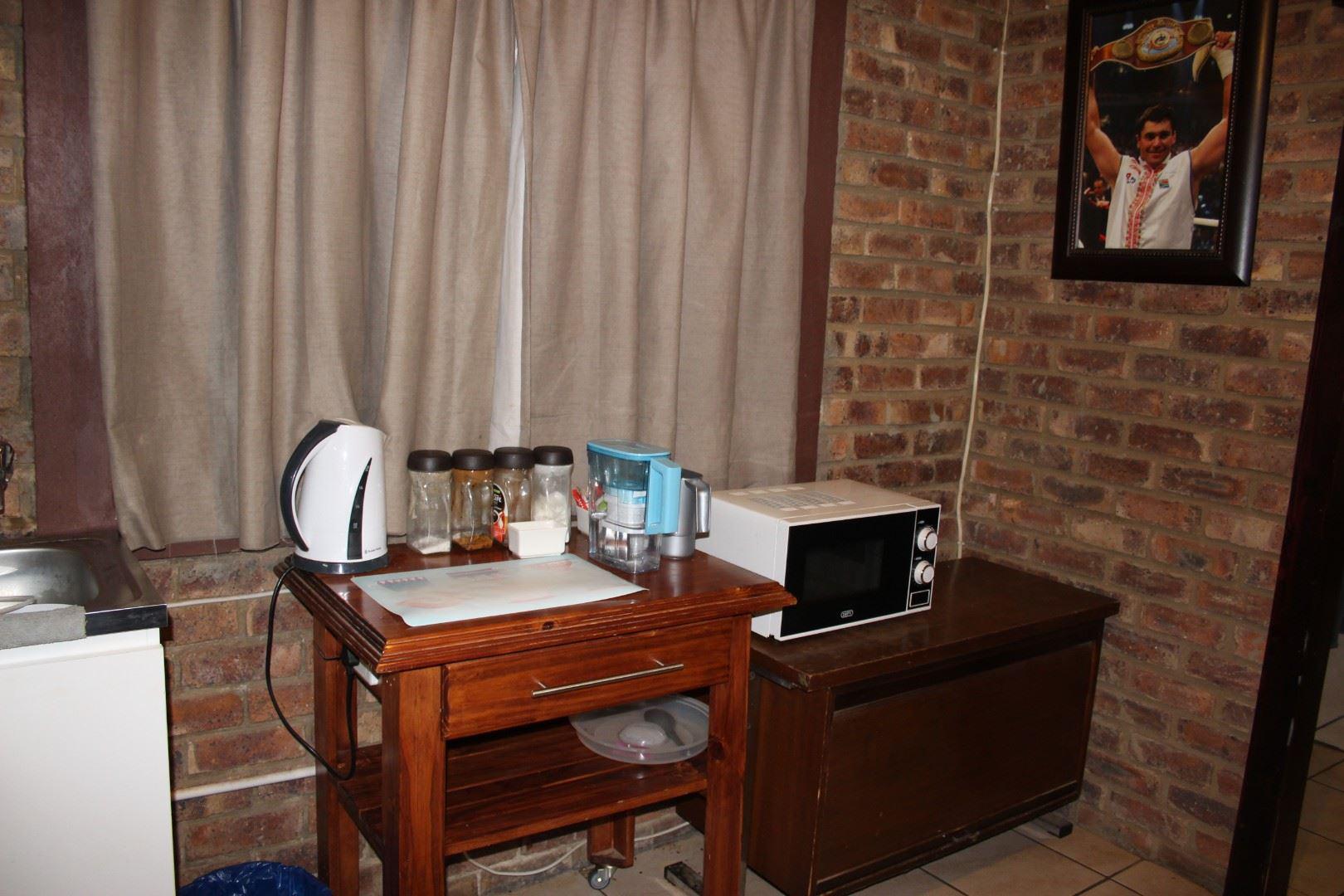 4 Bedroom Property for Sale in Elandshoek AH Gauteng