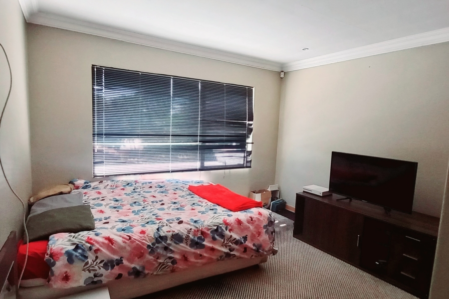 To Let 1 Bedroom Property for Rent in Olivedale Gauteng