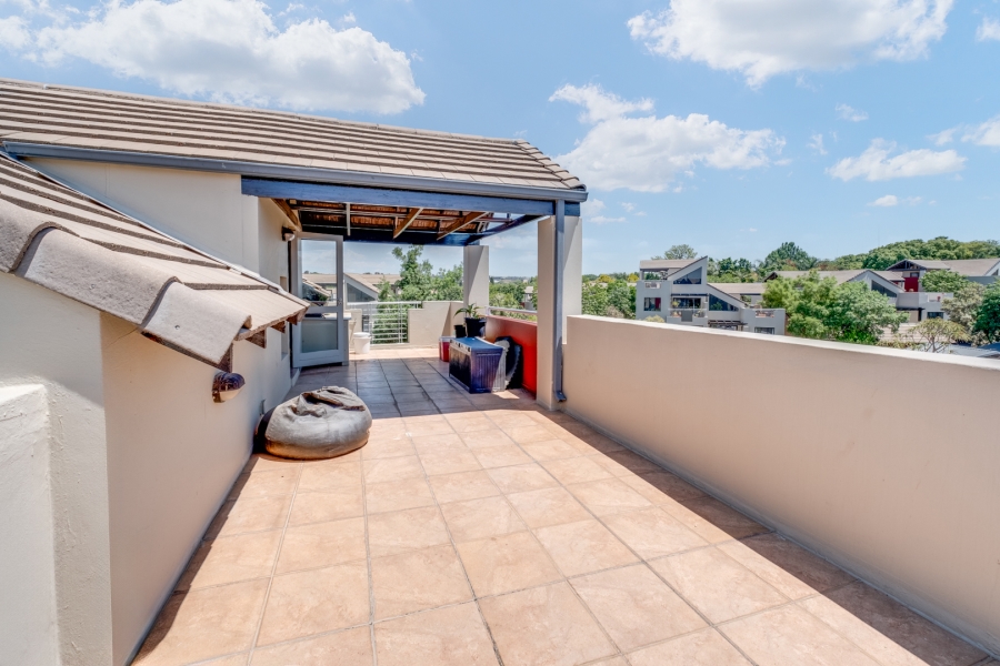 2 Bedroom Property for Sale in Lonehill Gauteng