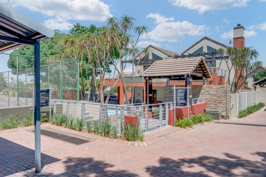 2 Bedroom Property for Sale in Lonehill Gauteng