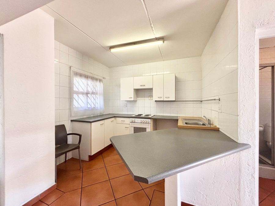 1 Bedroom Property for Sale in Morningside Gauteng