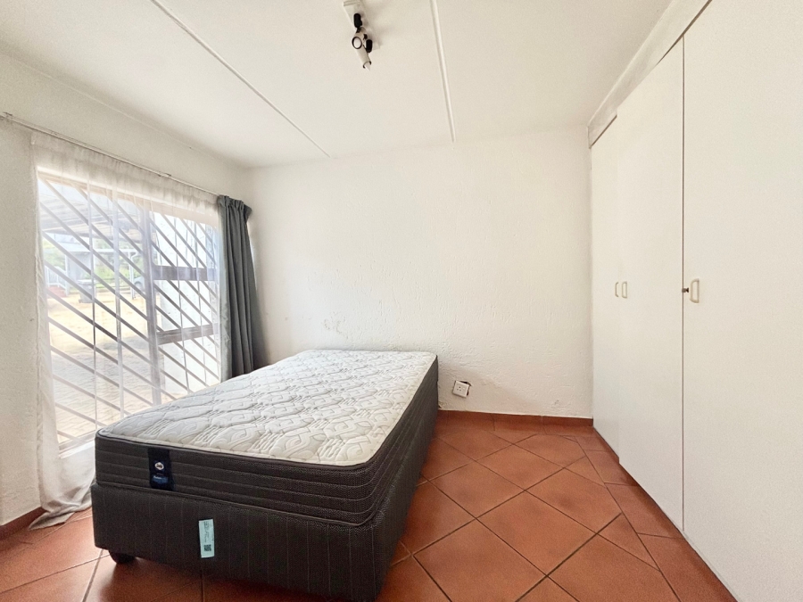 1 Bedroom Property for Sale in Morningside Gauteng