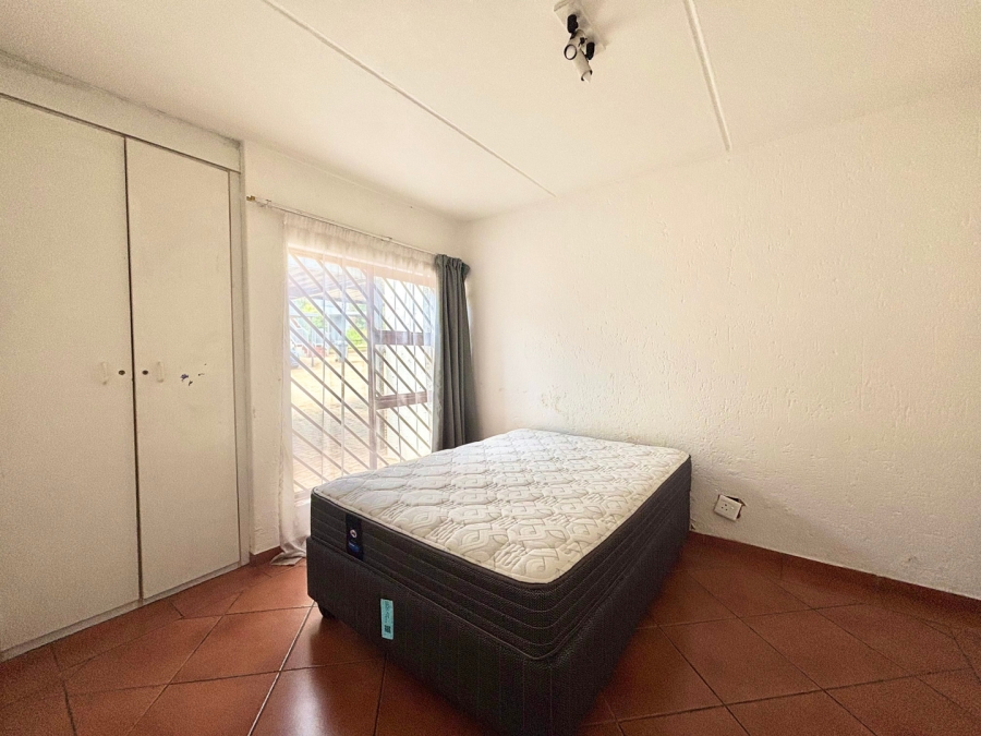 1 Bedroom Property for Sale in Morningside Gauteng