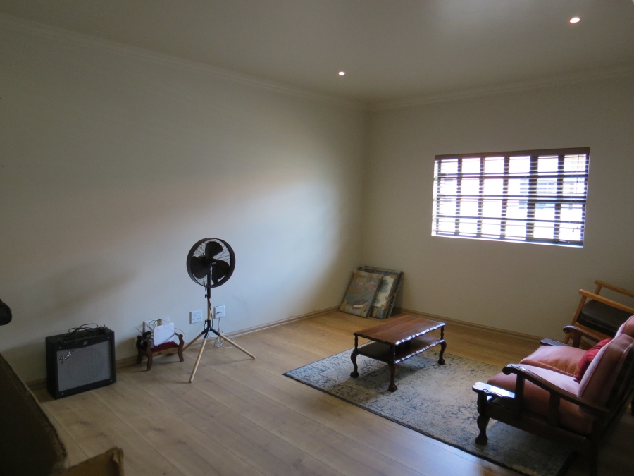 4 Bedroom Property for Sale in Greenstone Hill Gauteng