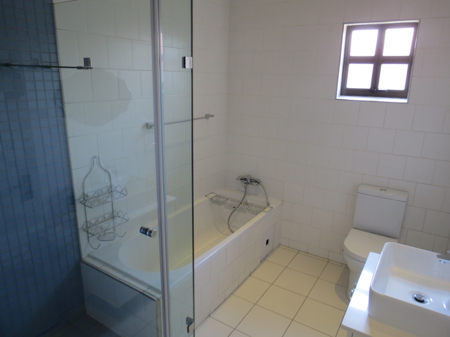 4 Bedroom Property for Sale in Greenstone Hill Gauteng