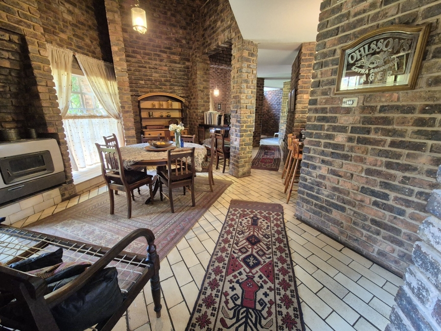 4 Bedroom Property for Sale in Faerie Glen Gauteng