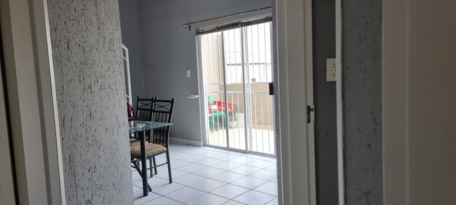 2 Bedroom Property for Sale in Bromhof Gauteng