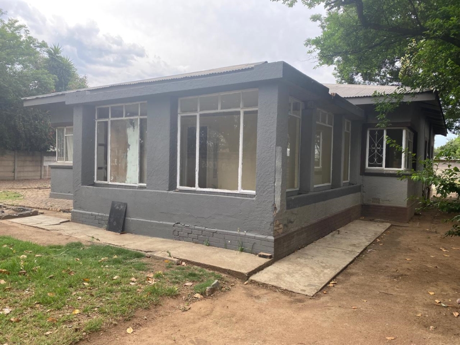 7 Bedroom Property for Sale in Kempton Park Central Gauteng