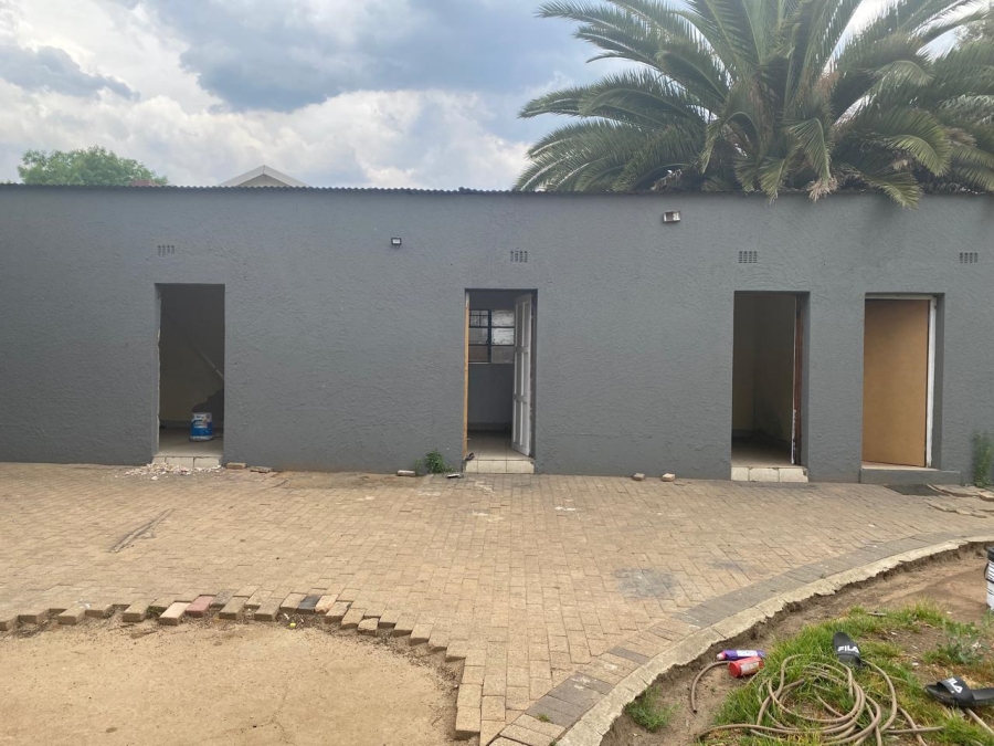 7 Bedroom Property for Sale in Kempton Park Central Gauteng