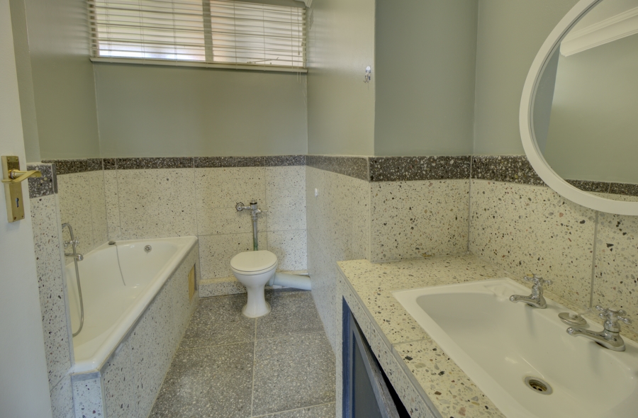 2 Bedroom Property for Sale in Benmore Gardens Gauteng