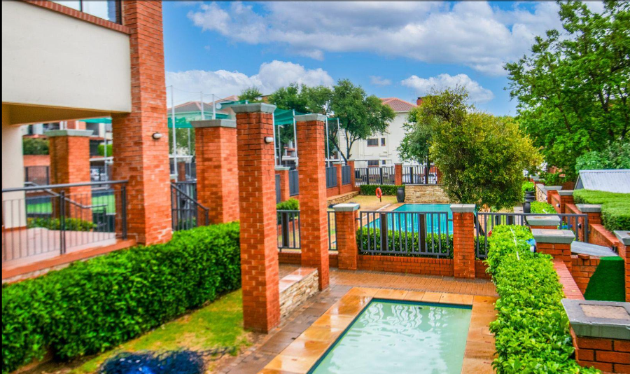 To Let 2 Bedroom Property for Rent in Greenstone Hill Gauteng