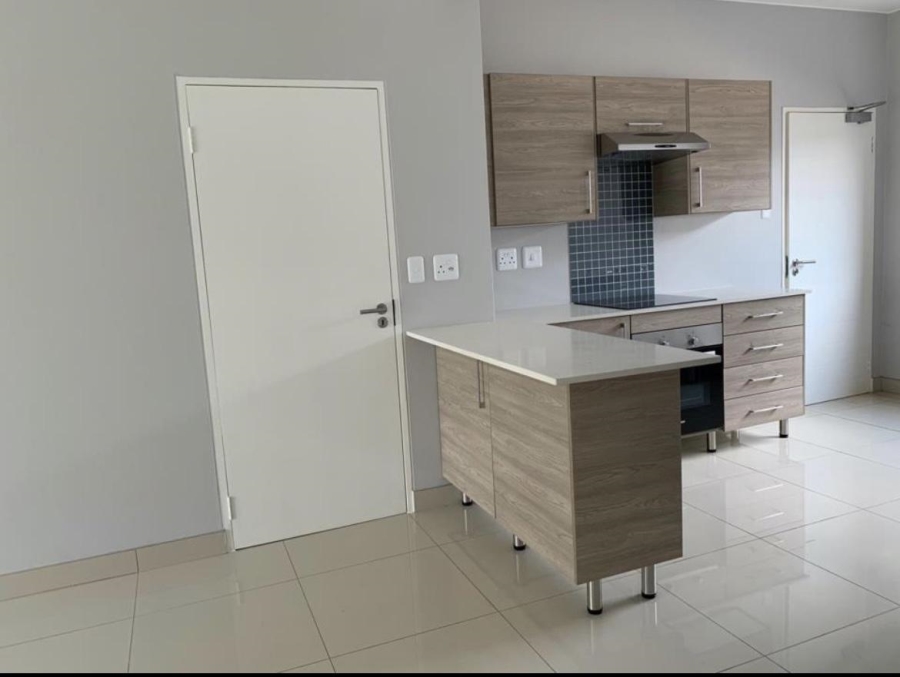 To Let 2 Bedroom Property for Rent in Blue Hills Gauteng