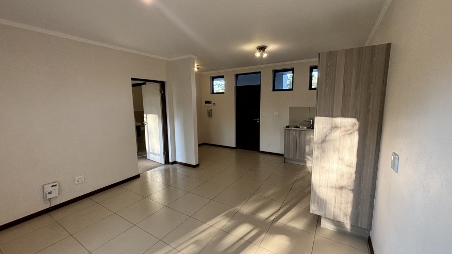 1 Bedroom Property for Sale in Jackal Creek Golf Estate Gauteng