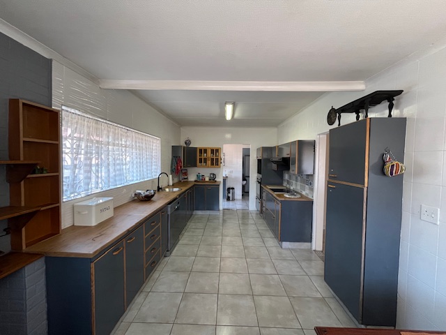 5 Bedroom Property for Sale in Eden Glen Gauteng