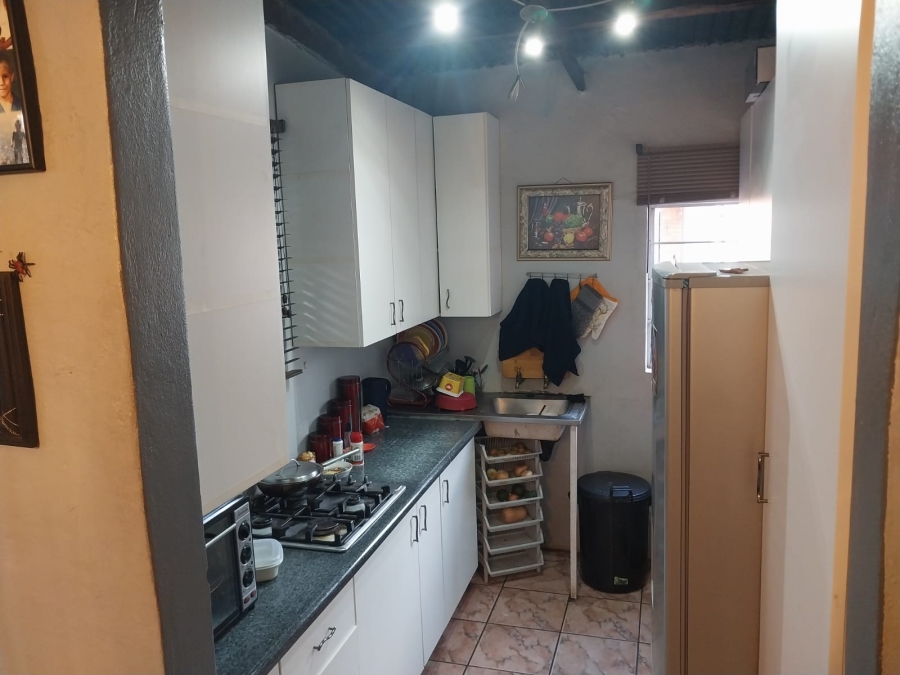 3 Bedroom Property for Sale in Mountain View Gauteng